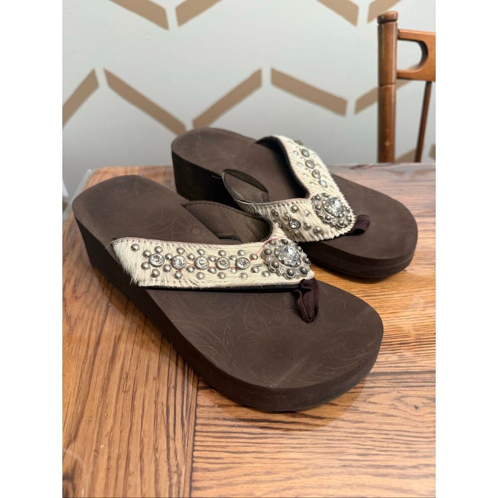 Montana West Dark Brown White Rhinestone Concho Wedge Flip Flop Sandals Size 7